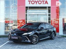 Купить Toyota Camry 2023 бу во Львове - купить на Автобазаре