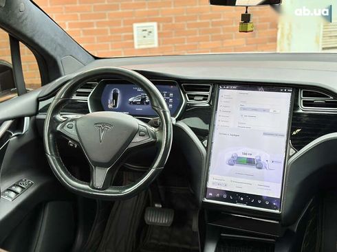 Tesla Model X 2016 - фото 30