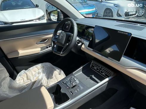 BYD Song 2025 - фото 10