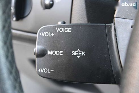 Ford Focus 2009 - фото 17