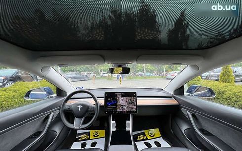 Tesla Model 3 2020 - фото 13
