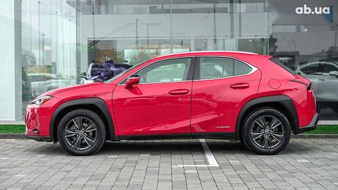 Lexus UX 2019 - фото 3