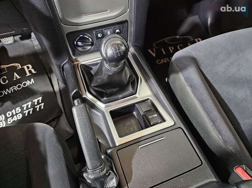 Toyota Land Cruiser Prado 2019 - фото 27