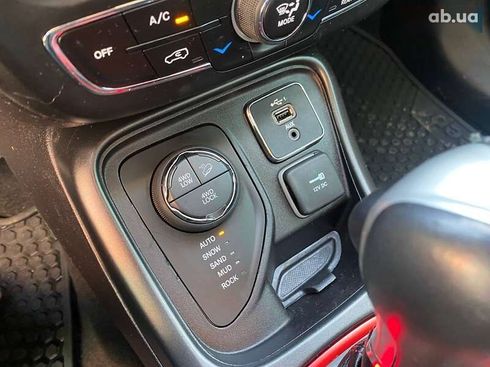 Jeep Compass 2019 - фото 17