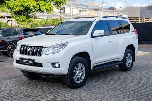 Toyota Land Cruiser Prado 2012 - фото 4