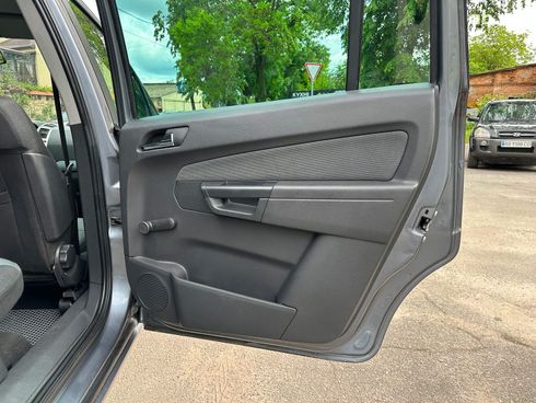 Opel Zafira 2006 серый - фото 21