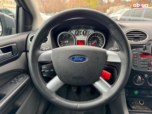 Ford Focus 2010 серый - фото 25