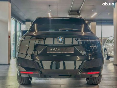 BMW iX 2023 - фото 13