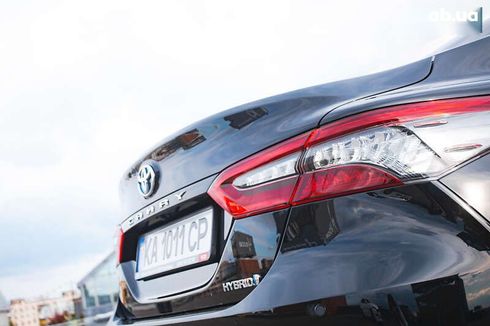 Toyota Camry 2023 - фото 10