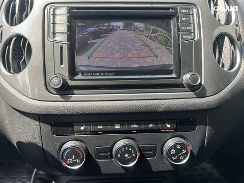 Volkswagen Tiguan 2016 белый - фото 10