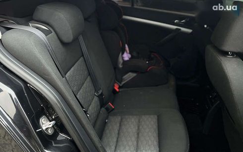 Skoda Octavia 2011 - фото 20