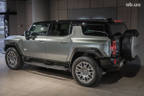 GMC Hummer EV 2024 черный - фото 6