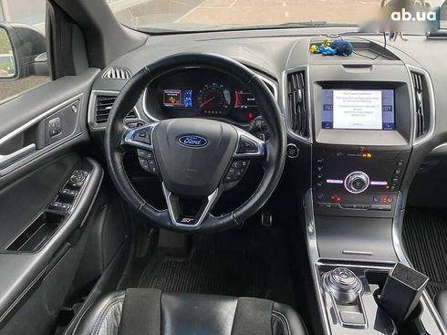 Ford Edge 2019 - фото 22