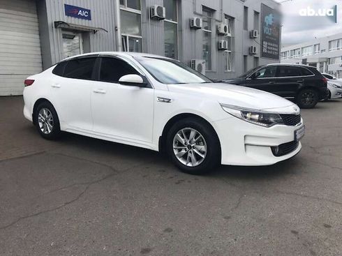 Kia K5 2017 - фото 7