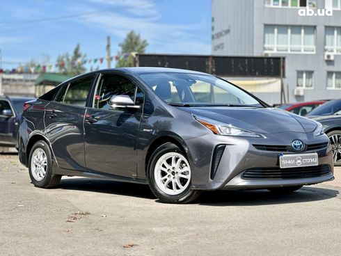 Toyota Prius 2019 серый - фото 3