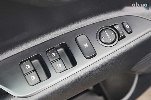 Kia Stonic 2020 - фото 22