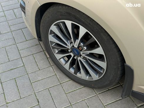 Ford C-Max 2017 бежевый - фото 14