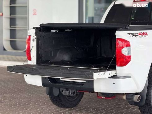 Toyota Tundra 2018 - фото 17