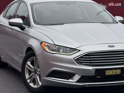 Ford Fusion 2017 - фото 6