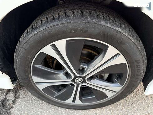 Nissan Leaf 2019 - фото 6