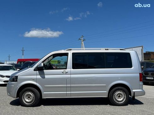 Volkswagen Caravelle 2013 серый - фото 7