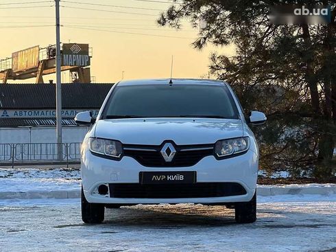 Renault Logan 2013 - фото 2