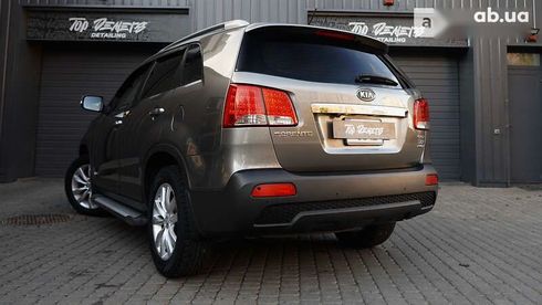 Kia Sorento 2011 - фото 16