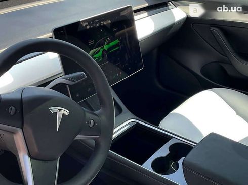 Tesla Model 3 2022 - фото 13