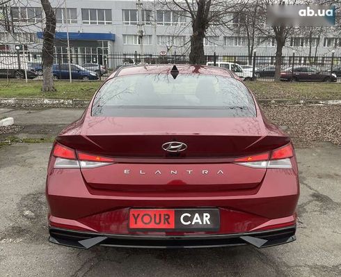 Hyundai Elantra 2023 - фото 21