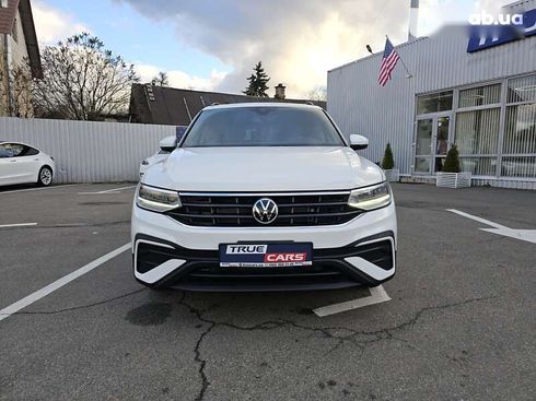 Volkswagen Tiguan 2022 белый - фото 8