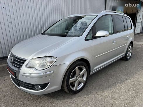 Volkswagen Touran 2008 - фото 21