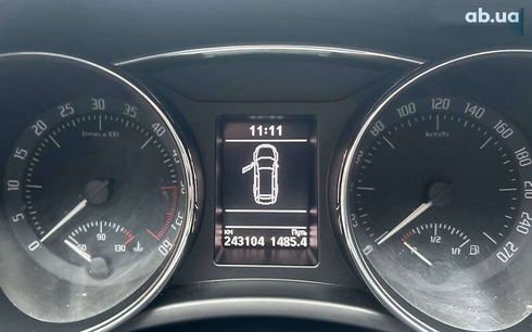 Skoda Superb 2013 - фото 14