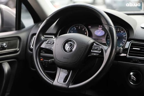 Volkswagen Touareg 2011 - фото 12