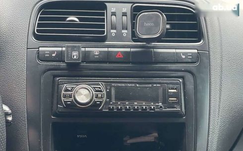 Volkswagen Polo 2011 - фото 12