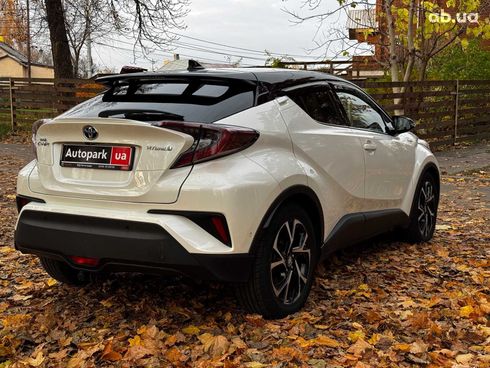 Toyota C-HR 2019 белый - фото 7