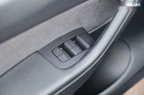 Tesla Model Y 2022 - фото 19