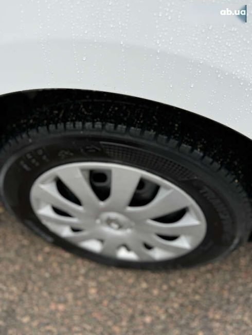 Renault Trafic 2021 - фото 12