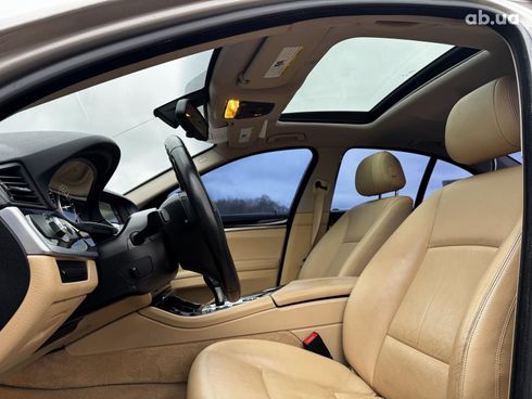 BMW 5 серия 2013 серый - фото 52