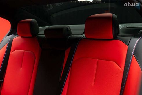 BMW M5 2025 - фото 27