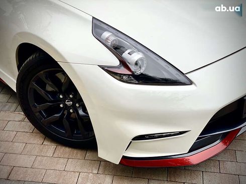 Nissan 370Z 2015 - фото 10