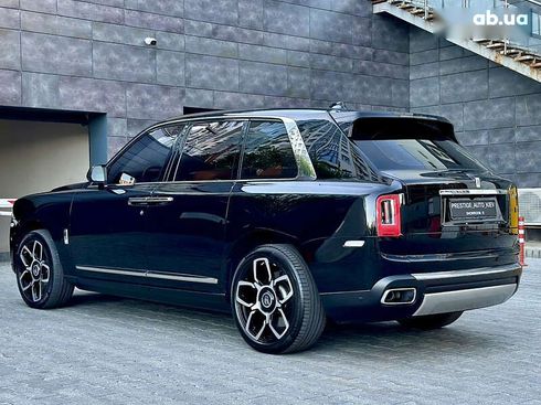 Rolls-Royce Cullinan 2019 - фото 21