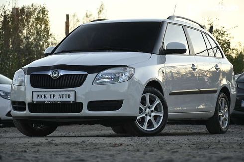 Skoda Fabia 2009 - фото 6