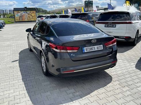 Kia K5 2016 - фото 4