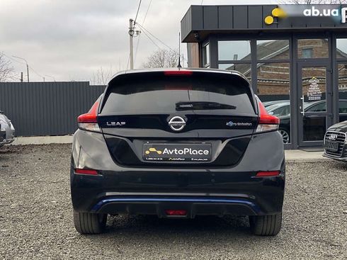Nissan Leaf 2018 - фото 10