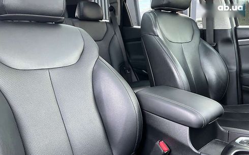 Hyundai Santa Fe 2019 - фото 22