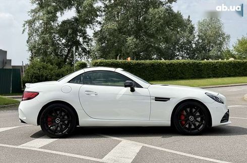 Mercedes-Benz SLC-Класс 2019 - фото 25