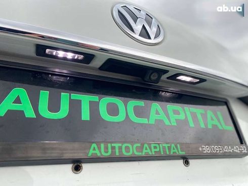 Volkswagen Passat 2017 - фото 15