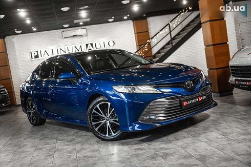 Toyota Camry 2019 - фото 9