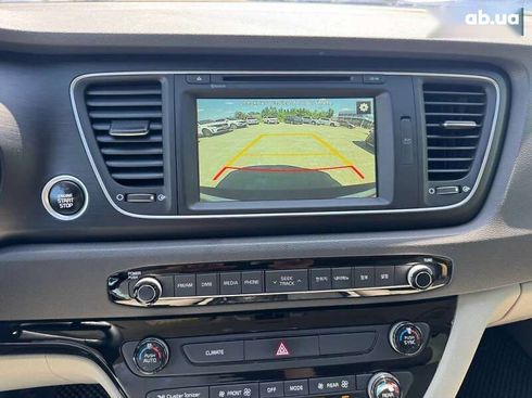 Kia Carnival 2014 - фото 15