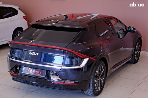 Kia EV6 2023 черный - фото 6